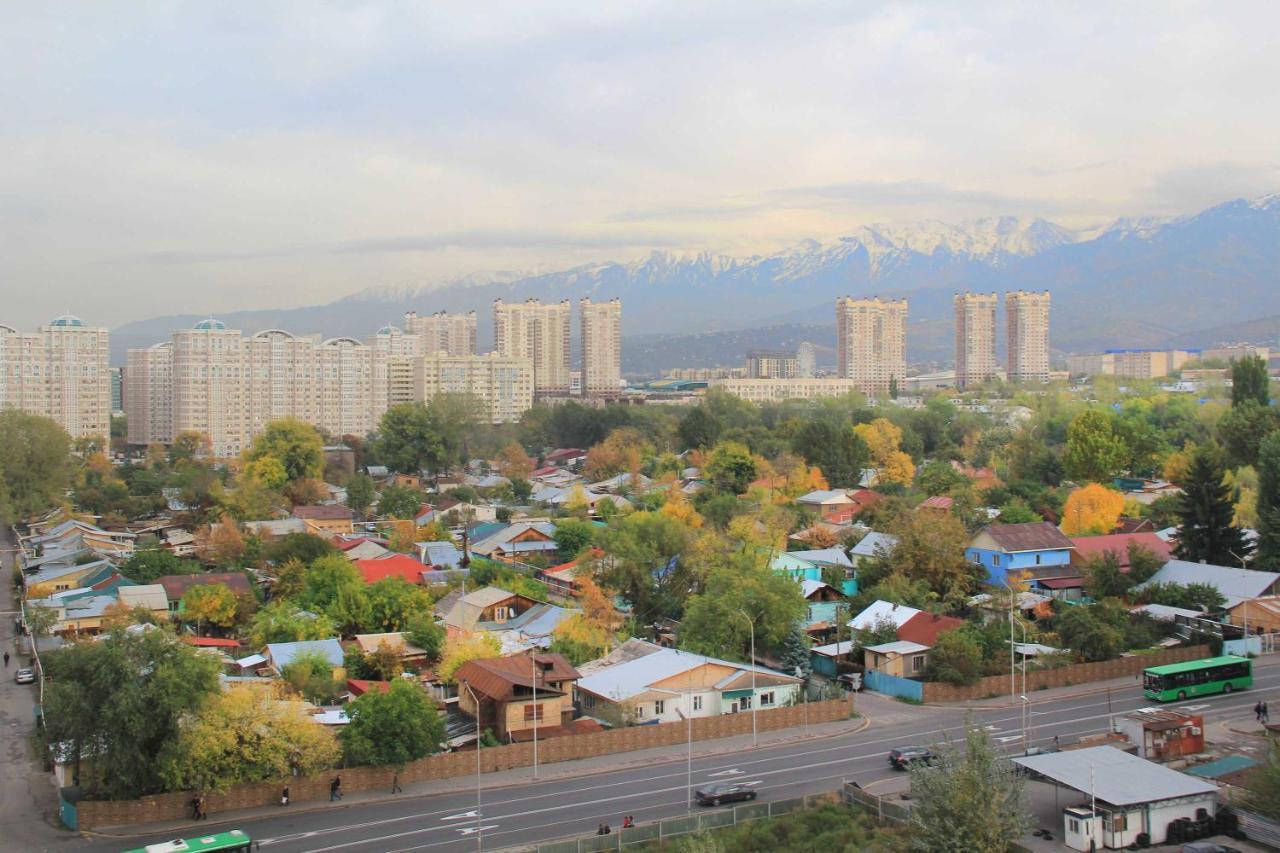 Razmestim В Жк Дуэт Almaty Eksteriør bilde